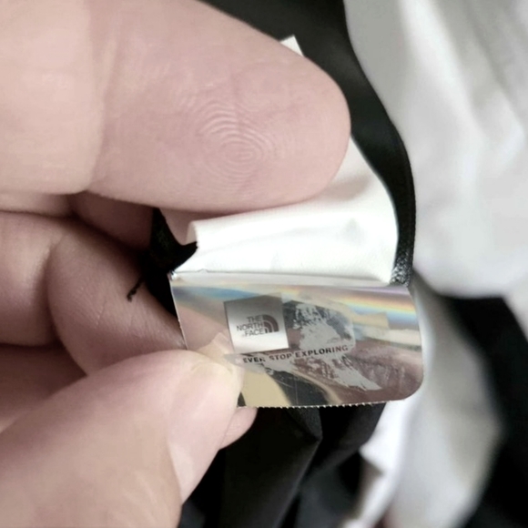 The North Face 1994 Retro Mountain Light FUTURELIGHT Jacket / TNF White - Picture 3 of 9